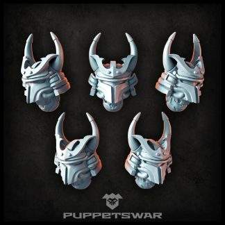 TRAITOR DAYMIO HUNTER HELMETS